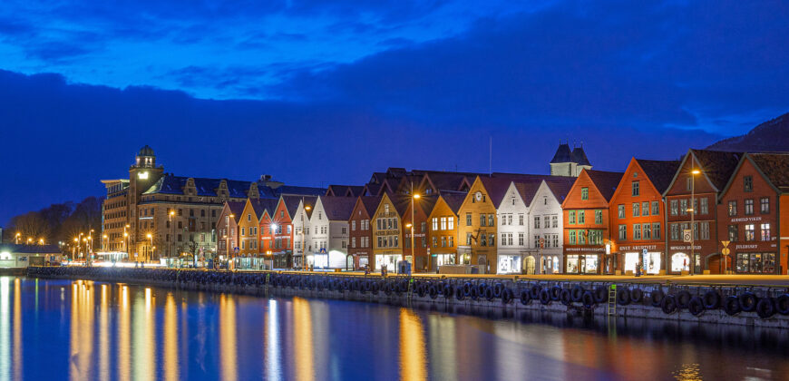 Bak Bryggen | Renovert | Budsjett vennlig