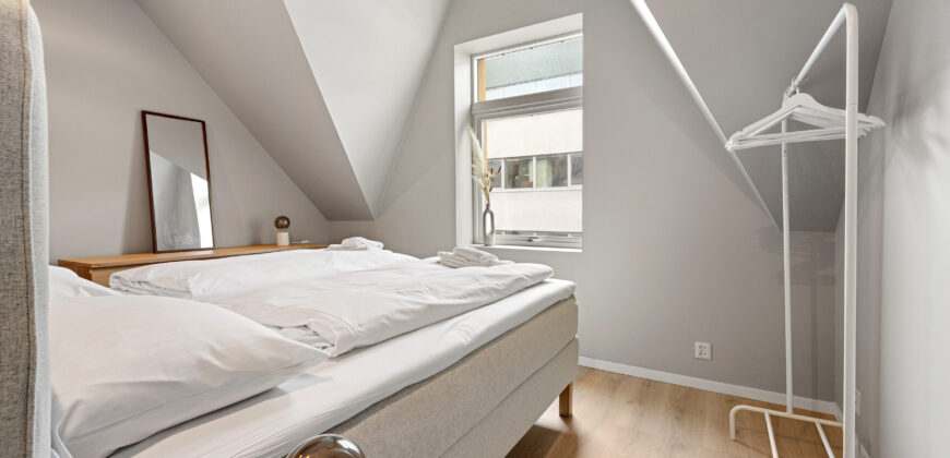 120m² midt i byen | King beds | Familievennlig